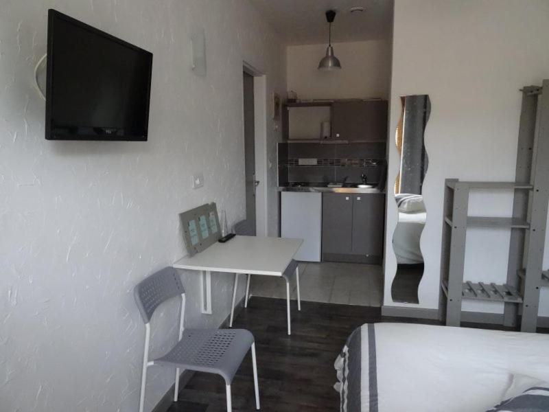 Le Chantemerle Climatise Briennon Quarto foto